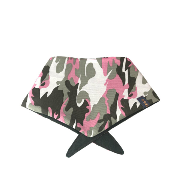 Knoopbandana Pink Army Sister